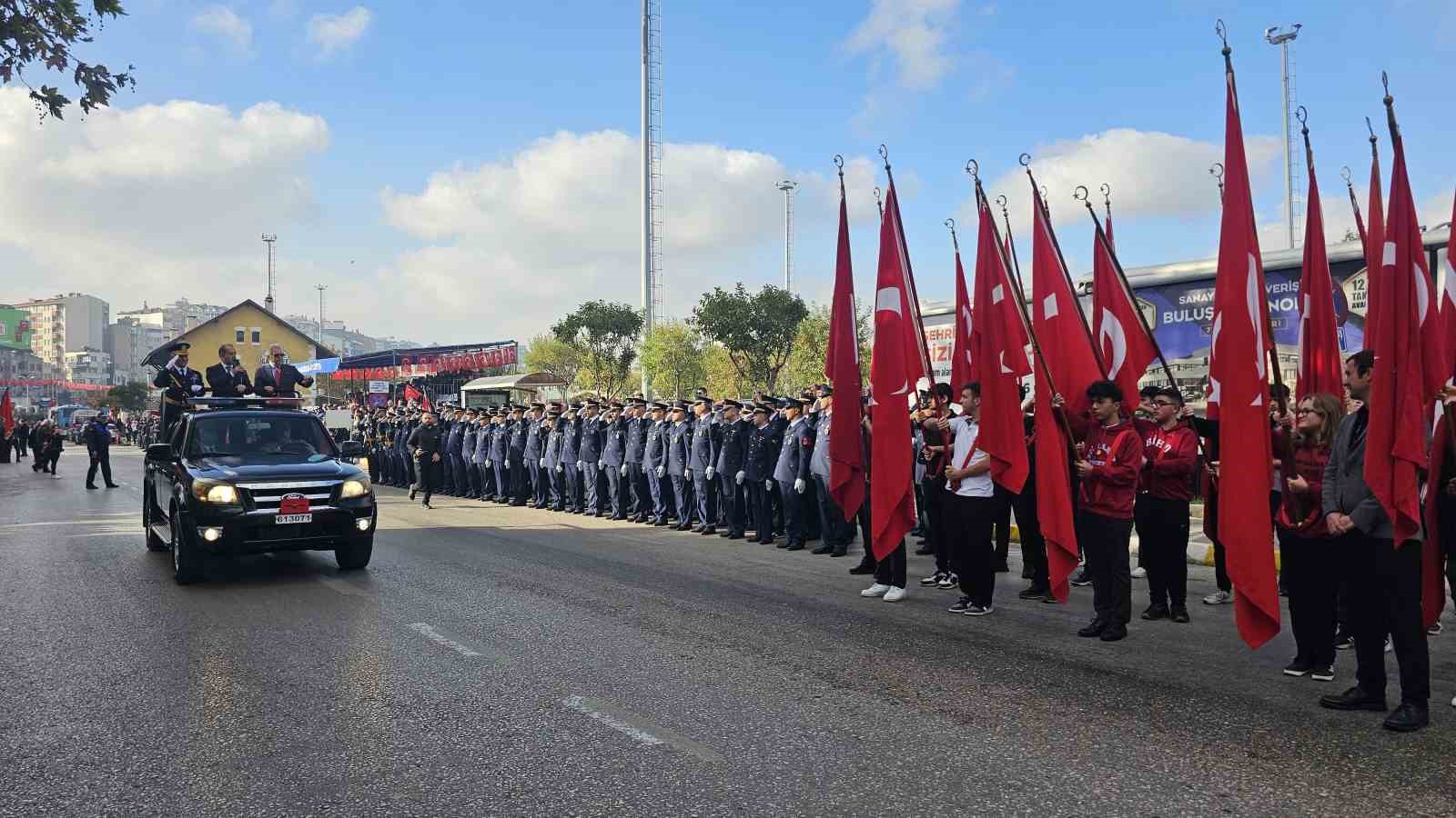 Bandırma’da 29 Ekim coşkusu