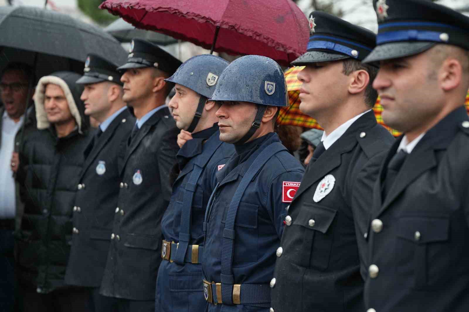 Üsküdar’da 10 Kasım’da “Ata’ya saygı zinciri” oluşturuldu