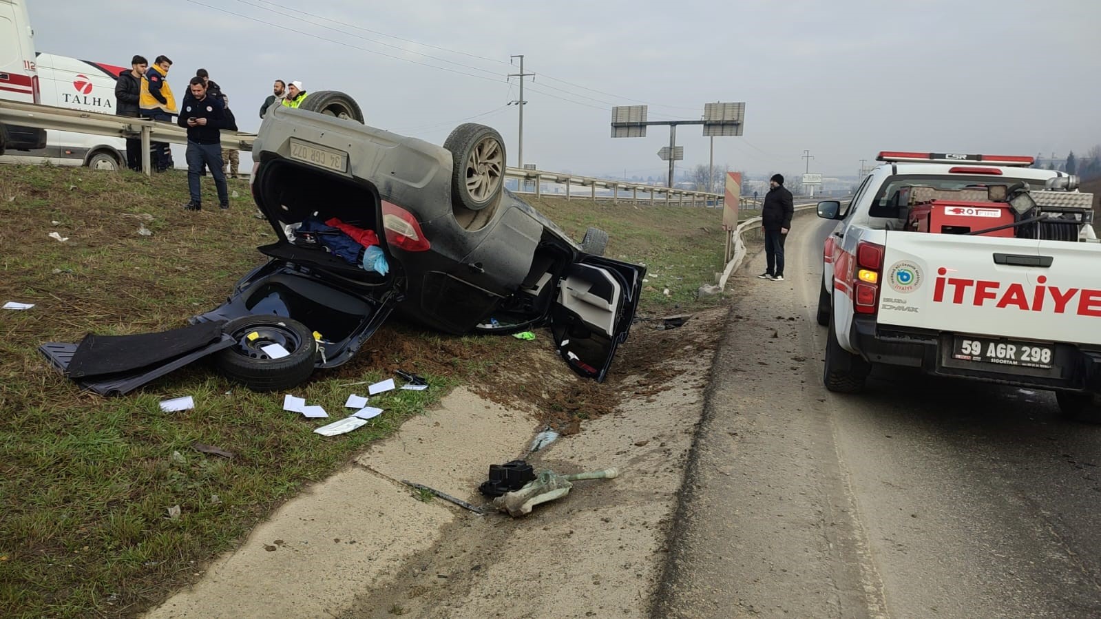 Tekirdağ’da otomobil takla attı: 2 yaralı