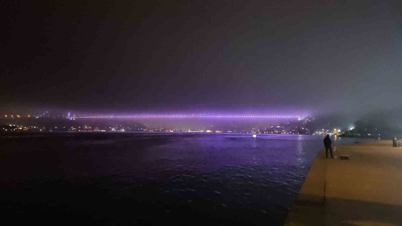 İstanbul’da sis nedeniyle boğaz trafiği askıya alındı