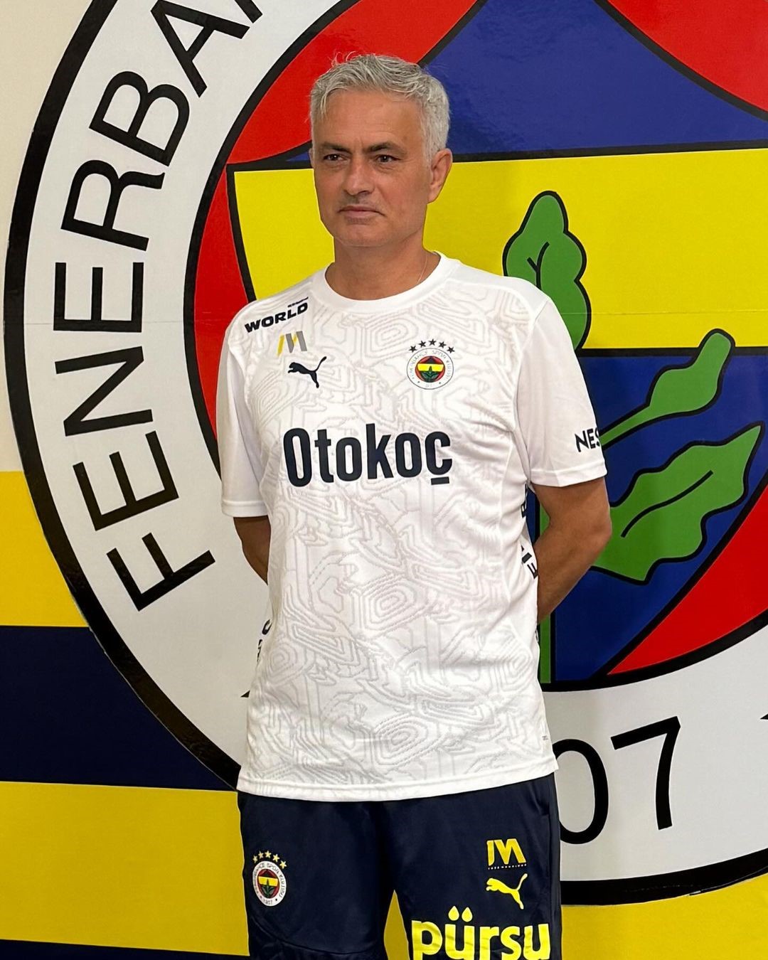 Jose Mourinho mesaiye başladı