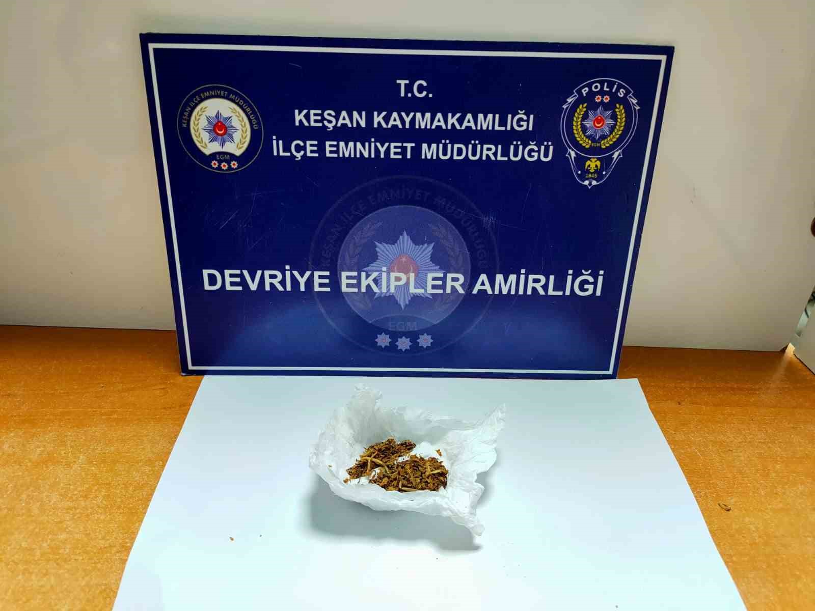 Keşan’da uyuşturucu ile yakalanan 3 şüpheli gözaltına alındı