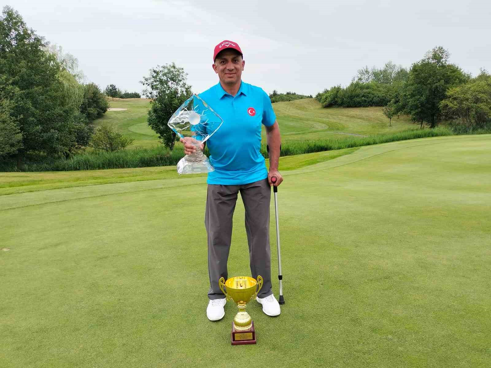 Milli golfçü Mehmet Kazan Çekya’da şampiyon oldu