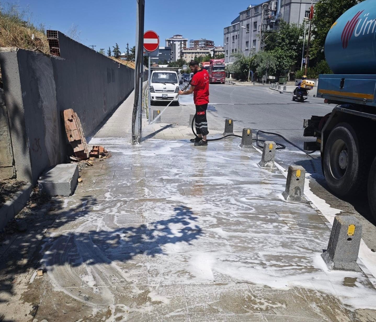 Ümraniye’de Kurban Bayramı sonrası geniş çaplı temizlik