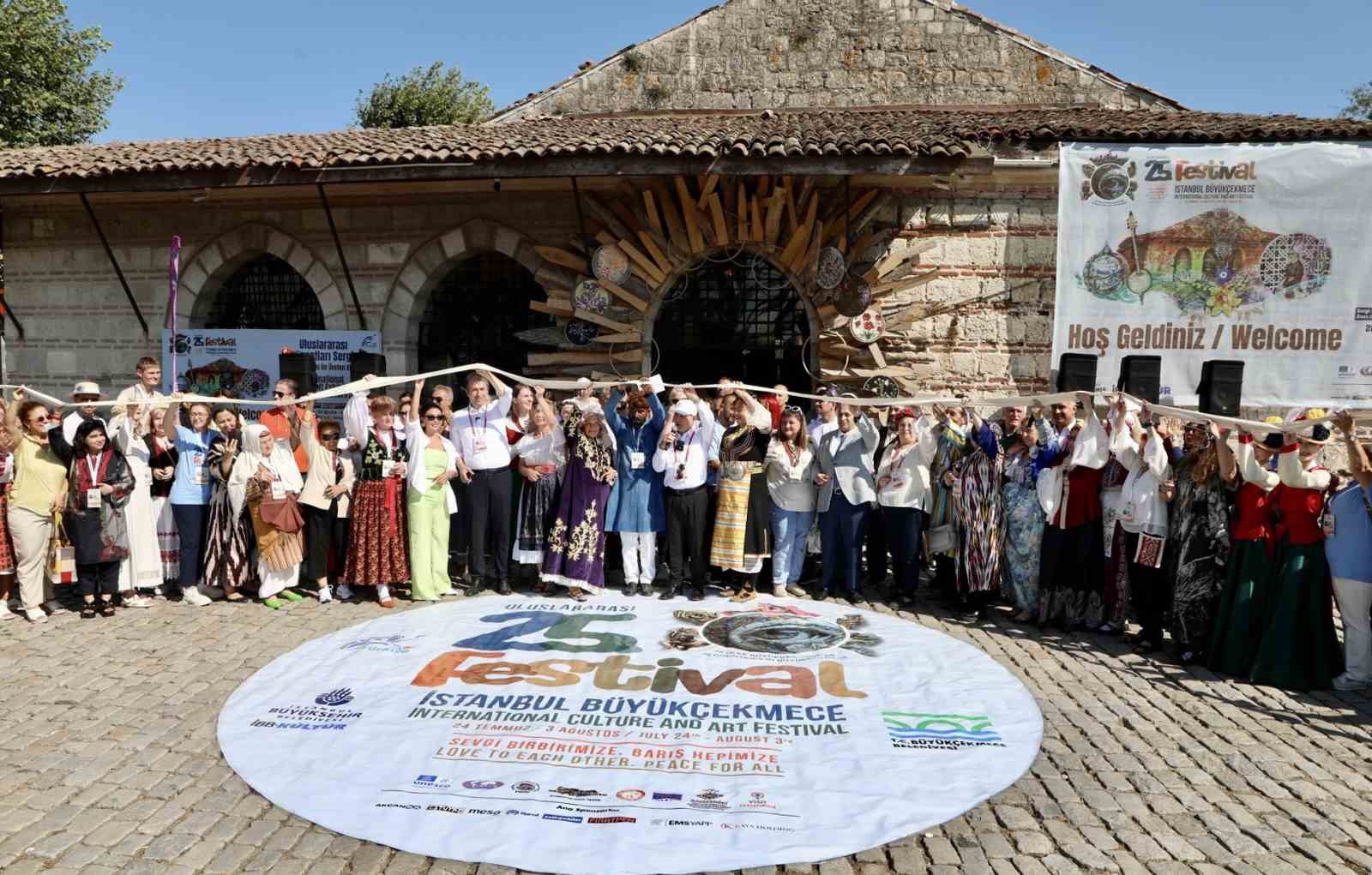 25.Uluslararası Büyükçekmece Kültür ve Sanat Festivali Uluslararası El Sanatları Sergisi açıldı