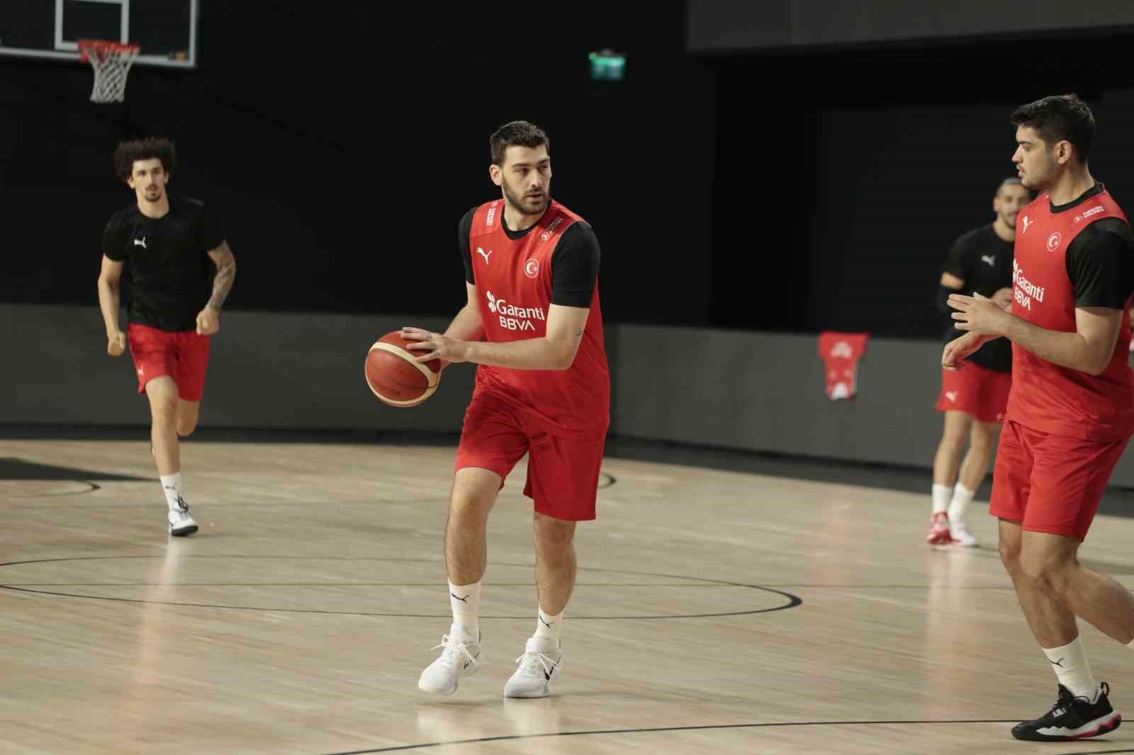 A Milli Erkek Basketbol Takımı, İstanbul’daki çalışmalarını tamamladı