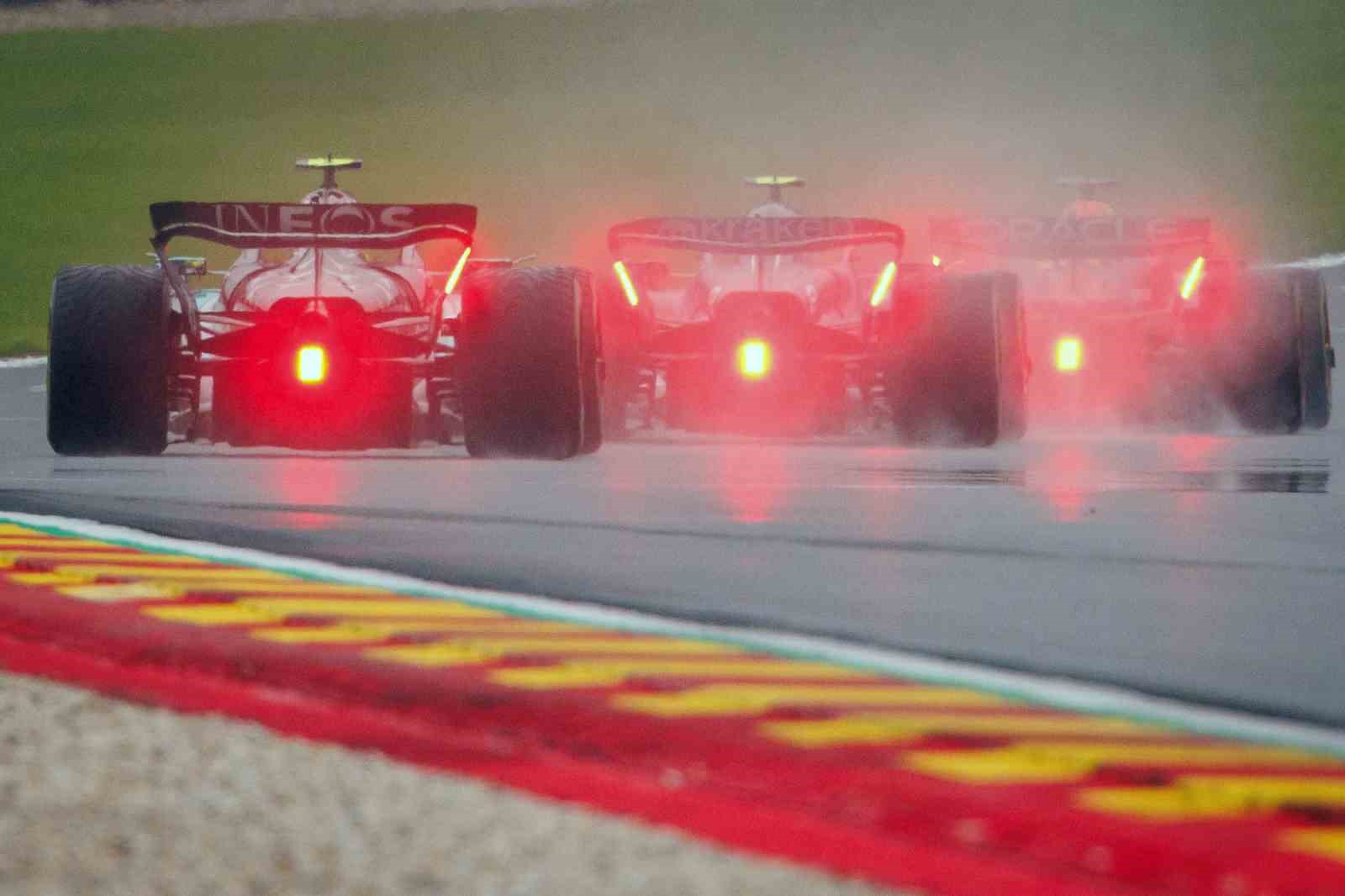 Belçika’da en hızlı tur Max Verstappen’den, pole pozisyonu Charles Leclerc’in