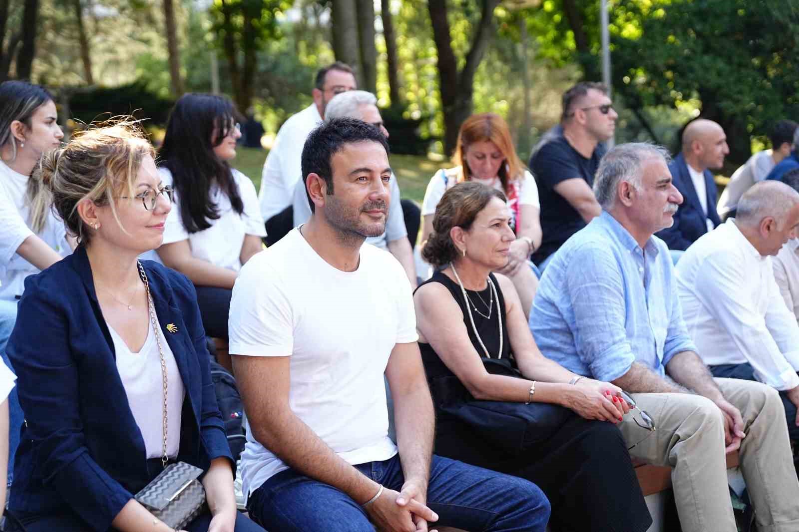 Beşiktaş Çamlık Parkı’ndaki basketbol sahası yenilendi