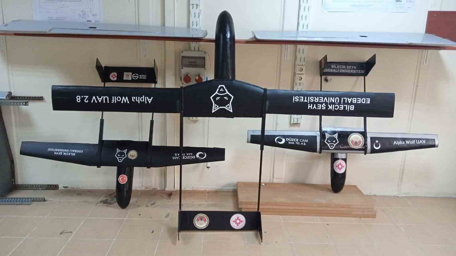 BŞEÜ’de geliştirilen ‘Alfa Kurt’ isimli kamikaze drone görücüye çıktı