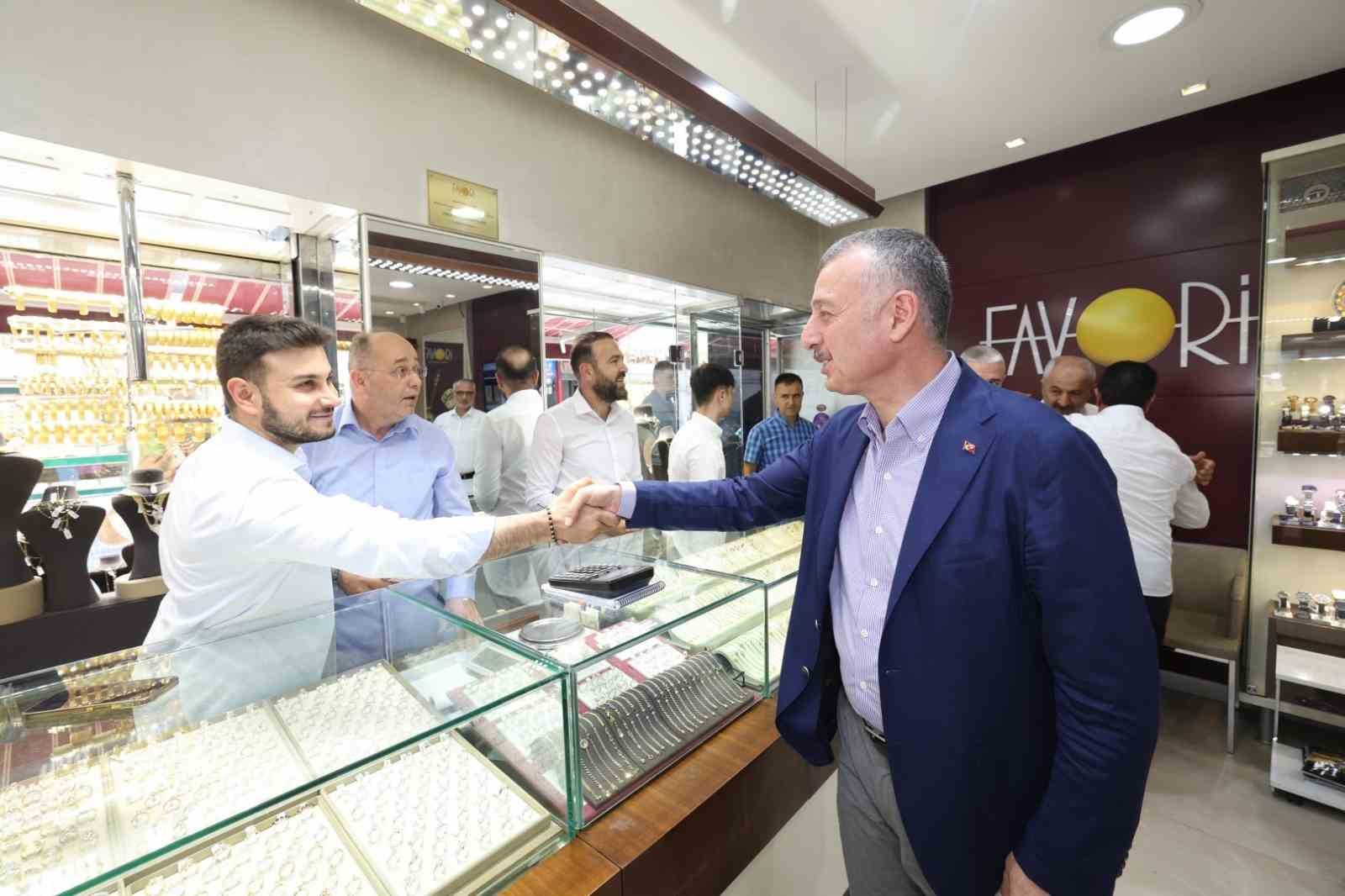 Büyükakın, Gebze’de sokakların nabzını tutuyor