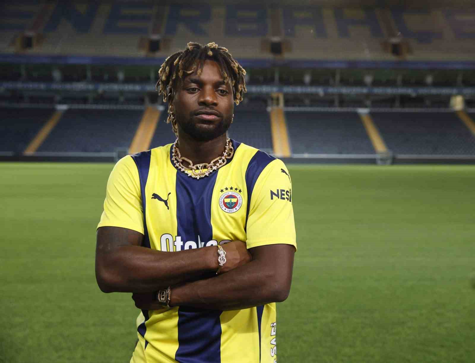 Fenerbahçe, Allan Saint-Maximin’i KAP’a bildirdi