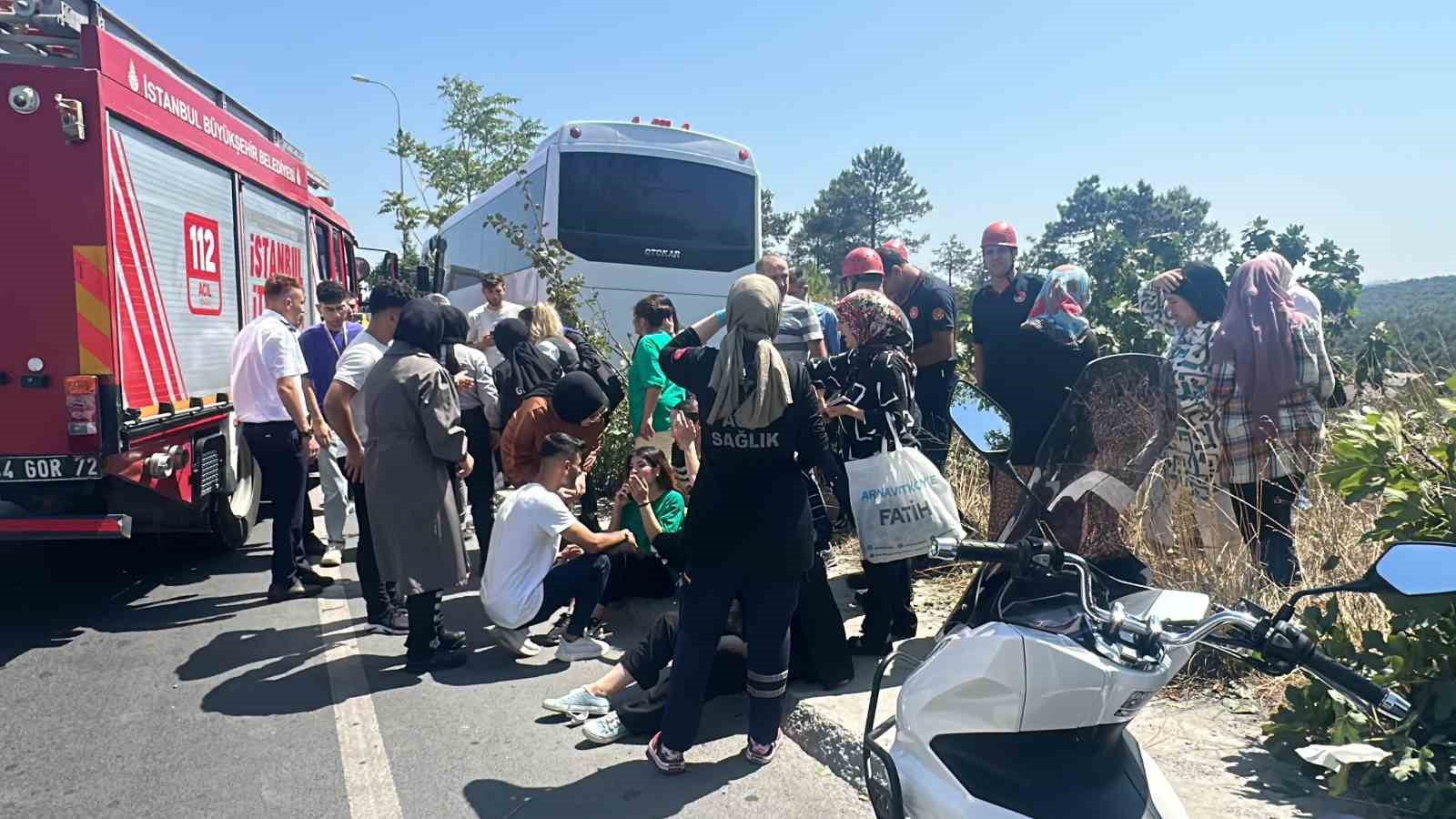 Arnavutköy’de işçi servisi kazası