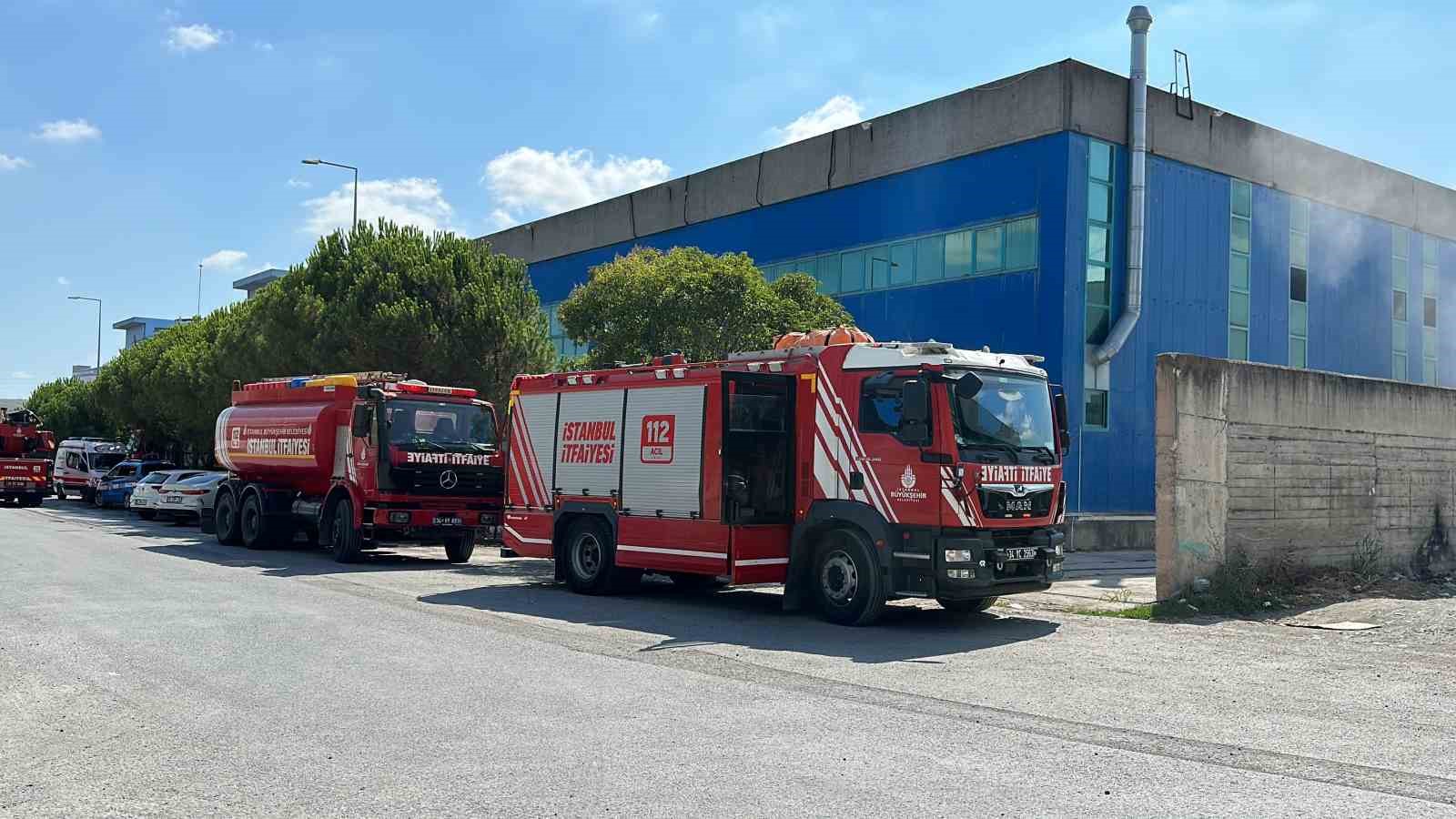 Arnavutköy’de kimya fabrikasında korkutan yangın