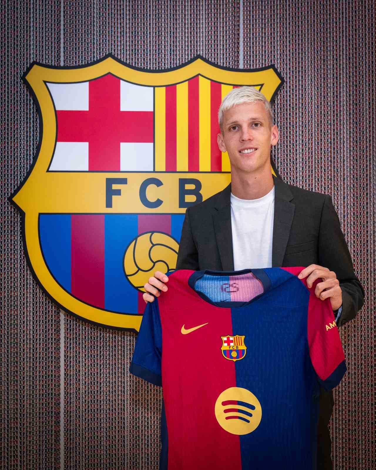 Barcelona, Dani Olmo’yu renklerine bağladı