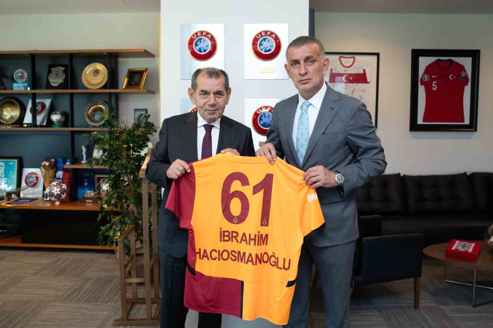 Galatasaray Başkanı Dursun Özbek, TFF Başkanı Hacıosmanoğlu’nu ziyaret etti