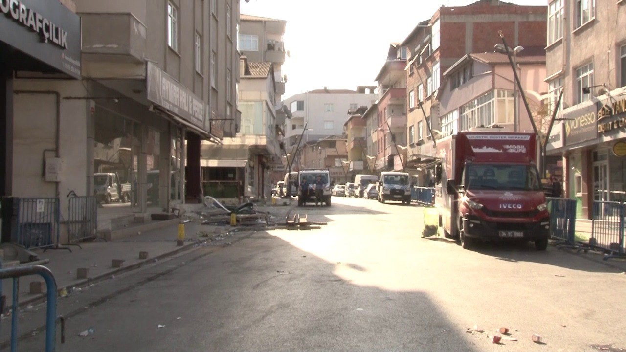 Pendik’te İETT otobüsünün çarptığı 4 katlı apartmanın yıkımına karar verildi