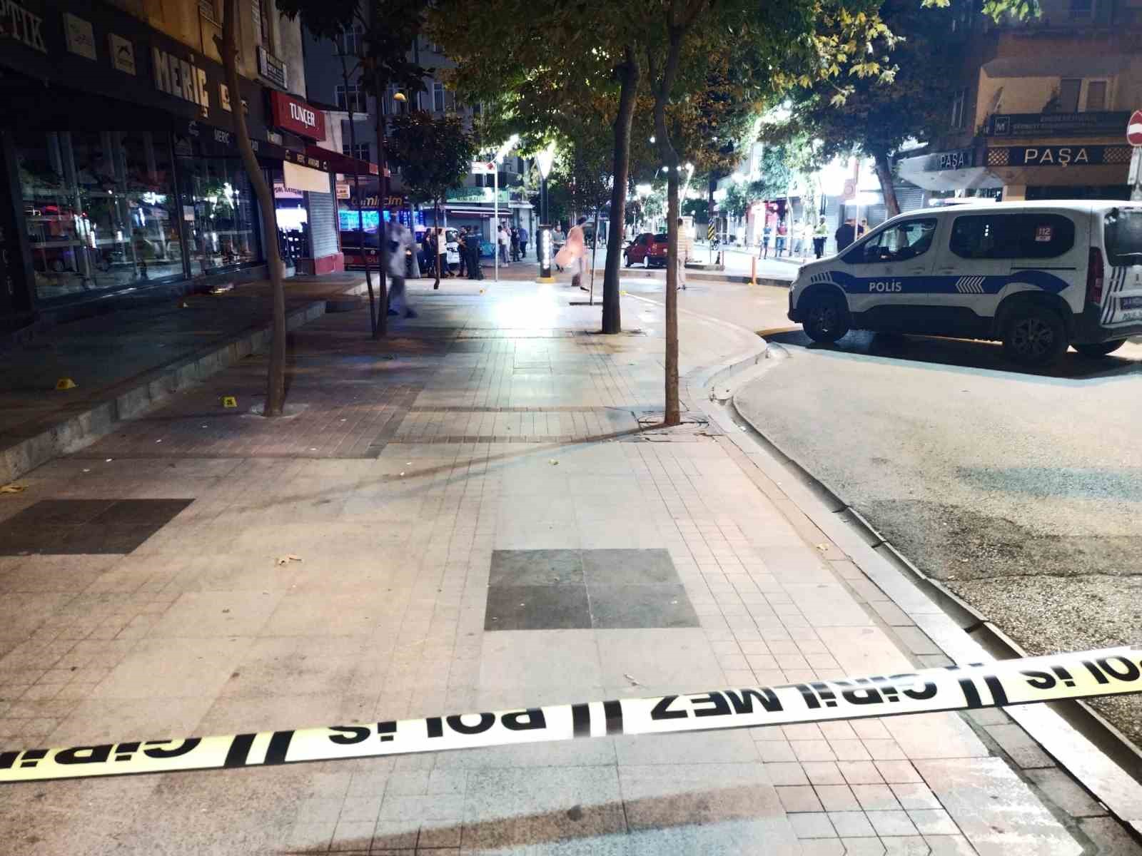 Pendik’te silahlı çatışma: 1 ölü, 4 yaralı