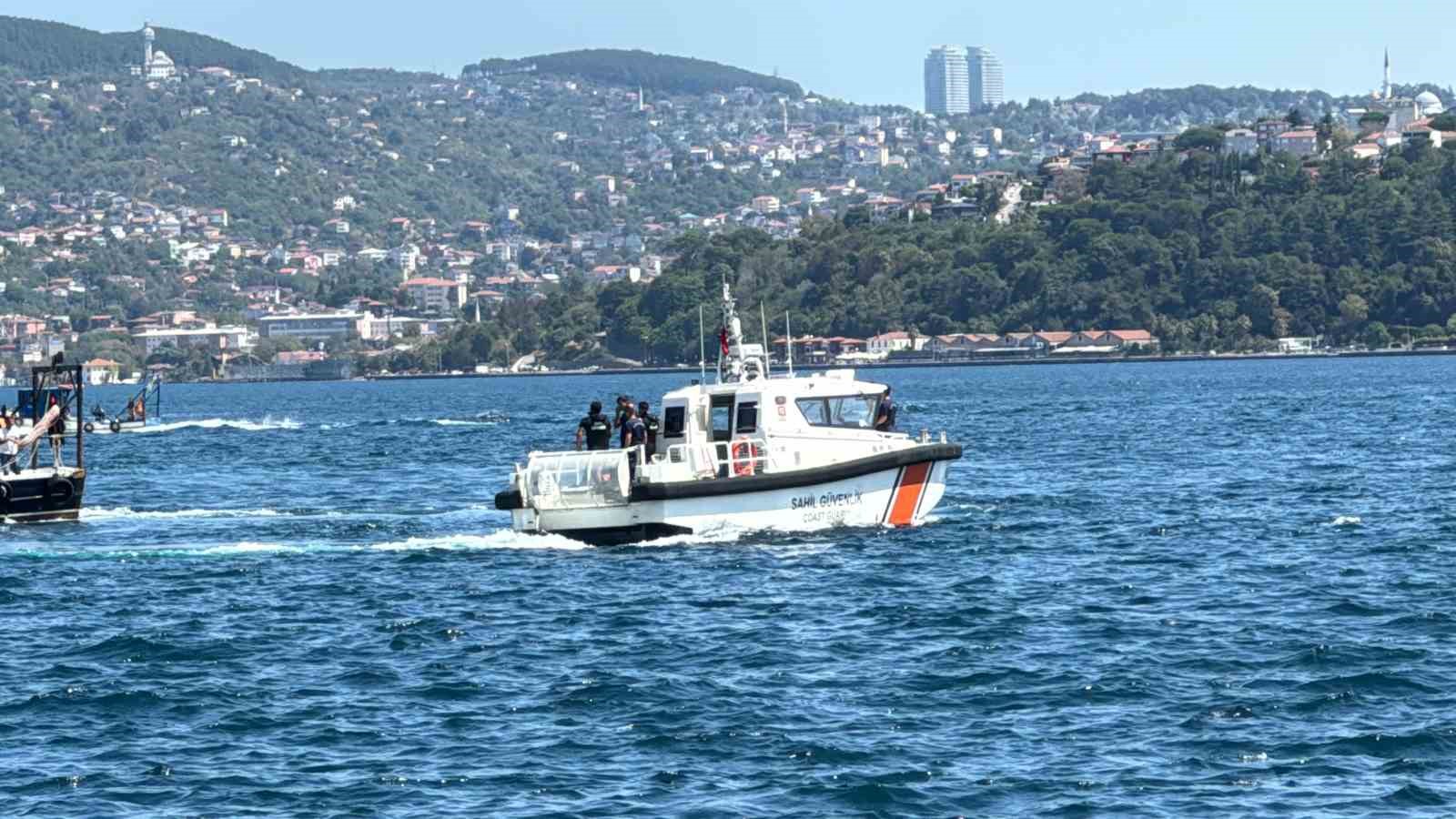 Sarıyer’de batan teknede kaybolan kişiyi arama çalışmaları devam ediyor