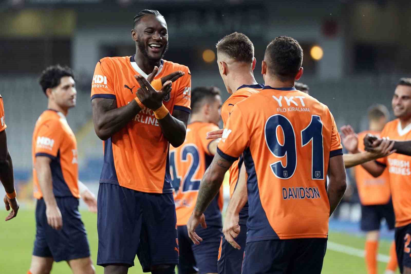 UEFA Konferans Ligi: Başakşehir: 2 - Iberia: 0 (Maç sonucu)