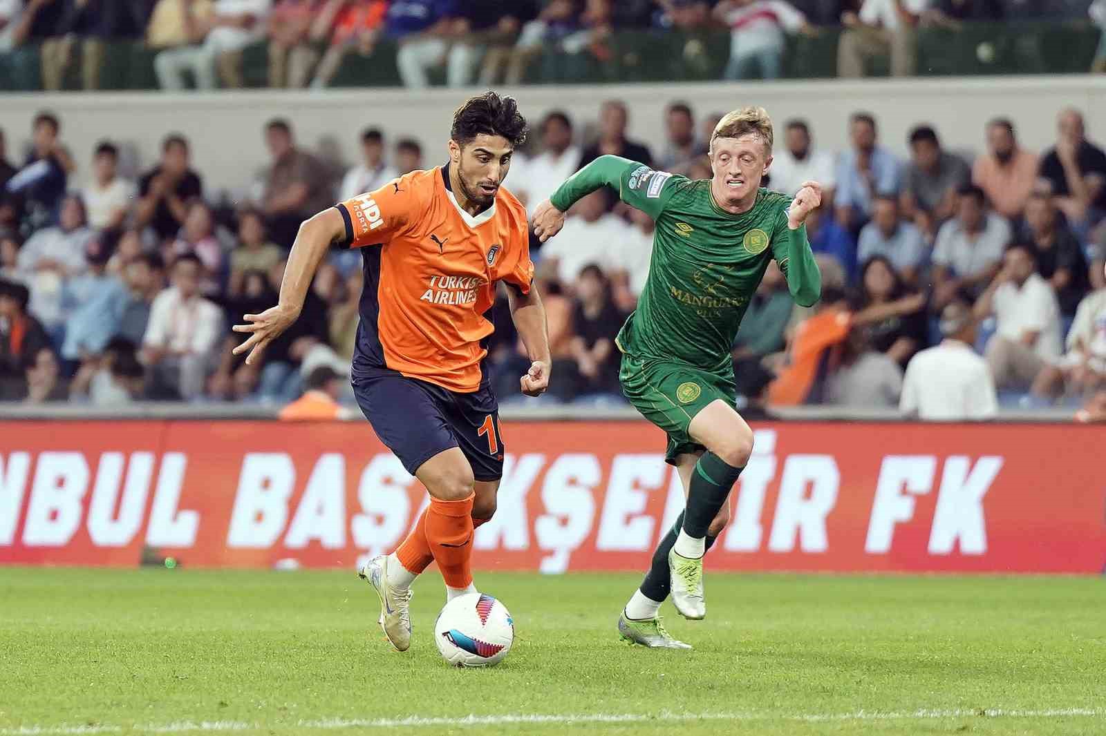 UEFA Konferans Ligi: RAMS Başakşehir: 0 - St. Patrick’s Athletic: 0 (İlk yarı)