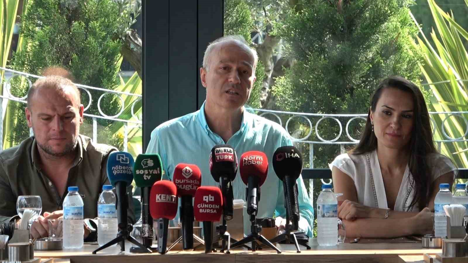 Bursa Artvin Vakfı Başkanı Adnan Demirci: "Büyük bir değişiklikle bir dönem daha devam edelim istedik”