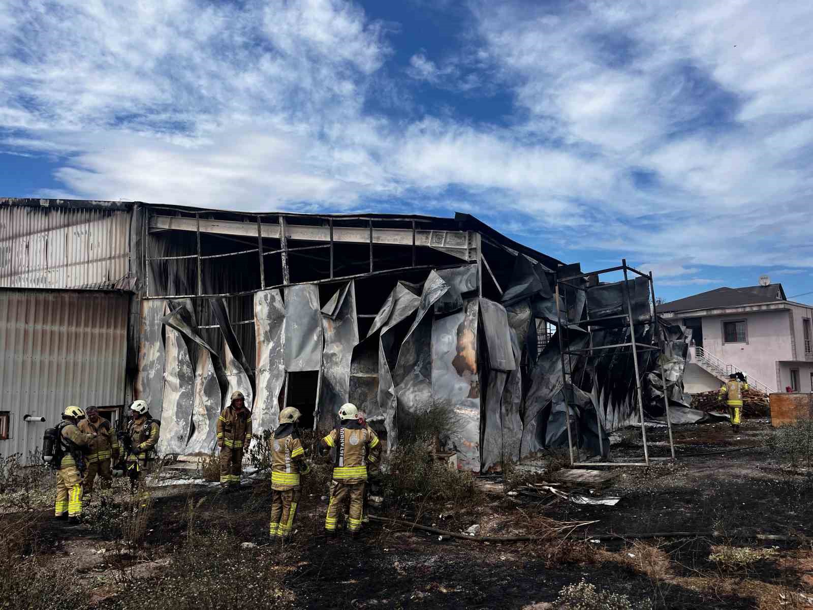 Çatalca’da fabrika yangın paniği