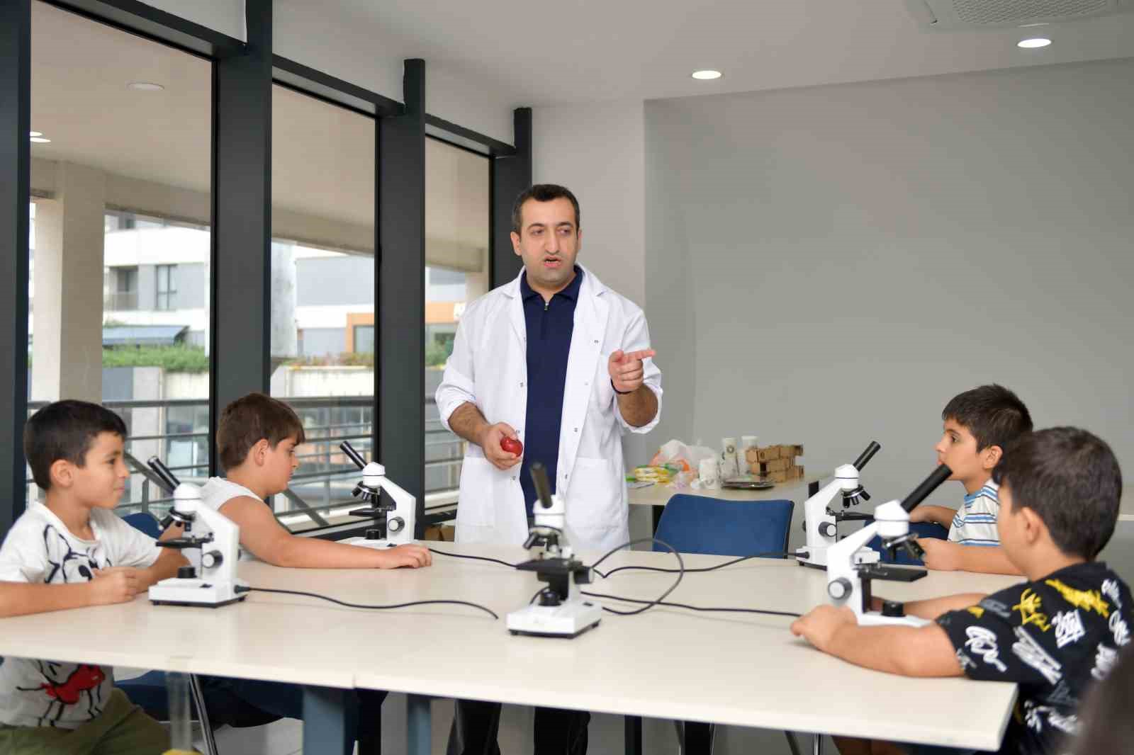 Esenyurt Belediyesi Çocuk Üniversitesi’nin güz dönemi kayıtları başladı