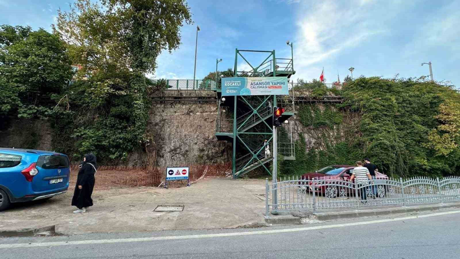 İzmit Tren Garı’na asansörlü ulaşım