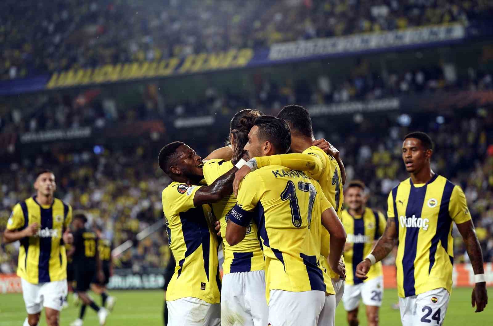 UEFA Avrupa Ligi: Fenerbahçe: 1 - Union Saint-Gilloise 0 (İlk yarı)