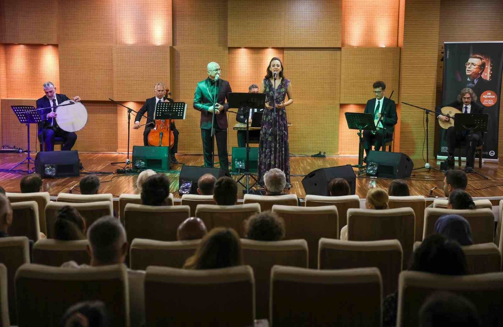 Ziya Taşkent anısına adını taşıyan salonda unutulmaz bir gece