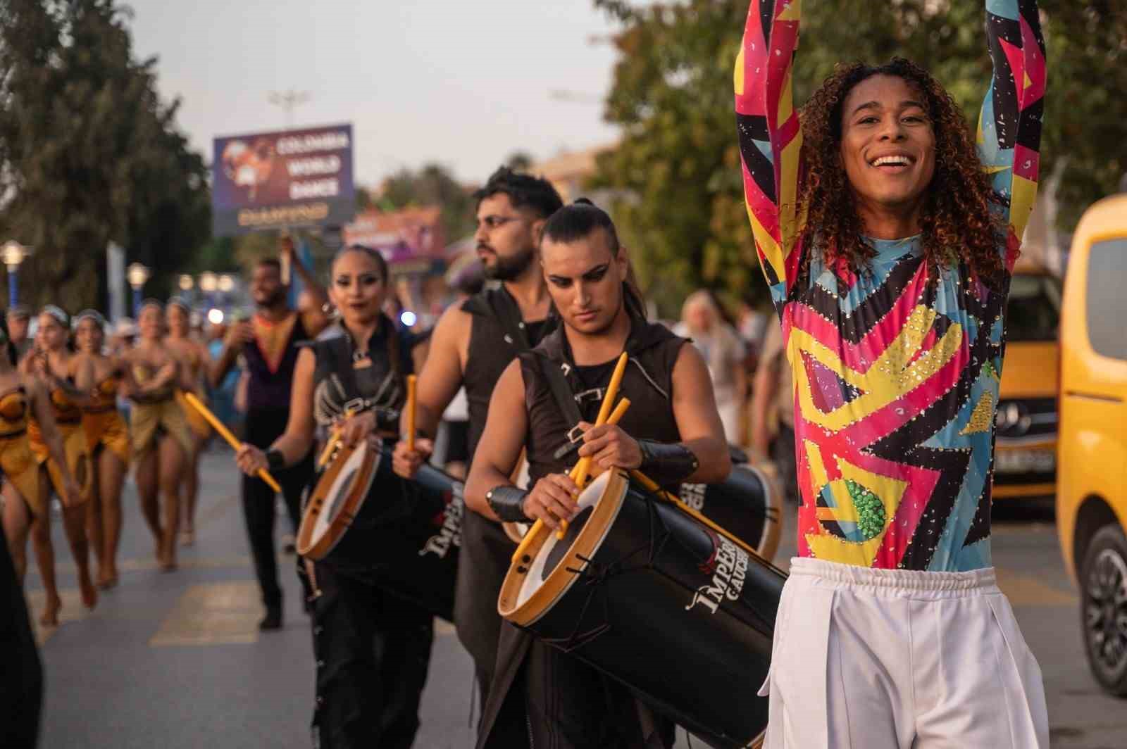 3. Uluslararası Kuşadası Sokak Festivali gerçekleşti