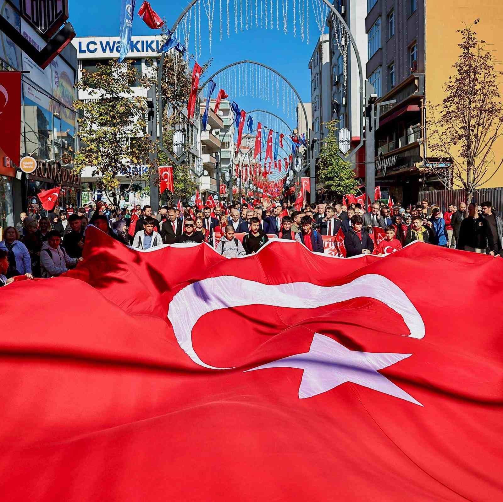 Bağcılar’da Cumhuriyet Bayramı coşkusu