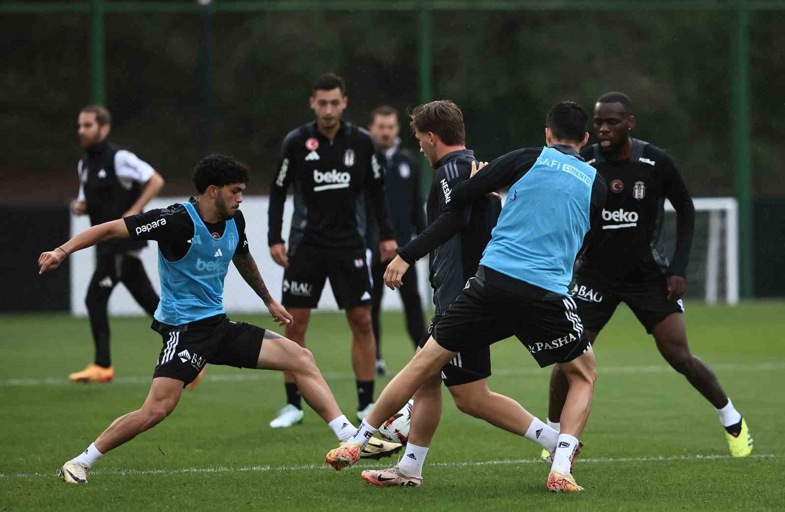 Beşiktaş’ta Eintracht Frankfurt maçı hazırlıkları başladı