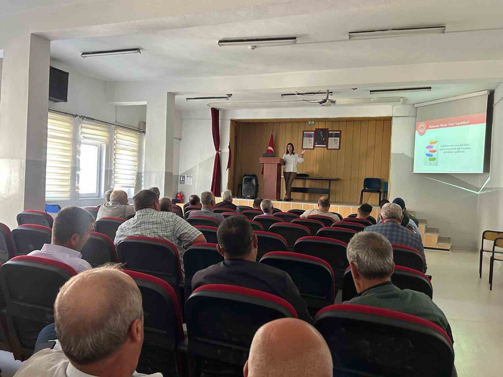 Bilecik’te erkeklere ’Kadına Yönelik Şiddet’ ve ’Erken Yaşta ve Zorla Evliliklerle Mücadele’ semineri