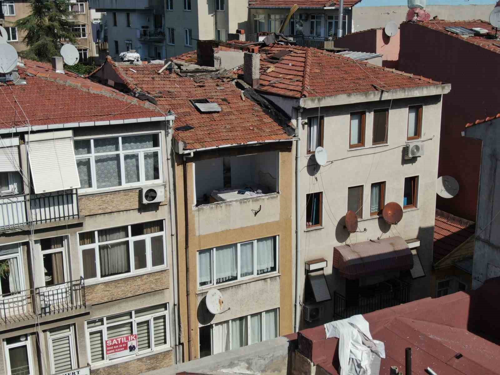 Kadıköy’de apartman dairesinde patlama: 1 yaralı