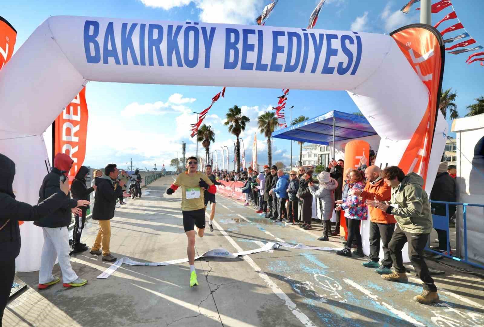 Bakırköy’de Öğretmenler Günü Koşusu düzenlendi