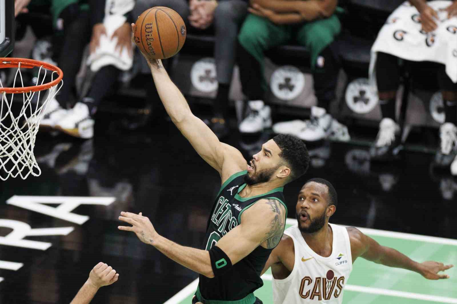 Cleveland Cavaliers’ın 15 maçlık galibiyet serisi Boston’da sona erdi