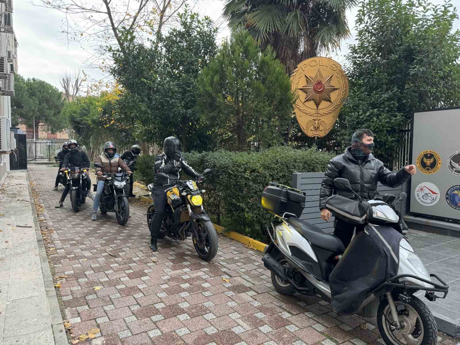 İstanbul’da motosikletlere dadanan hırsızlar kamerada: 7 kişilik çete çökertildi