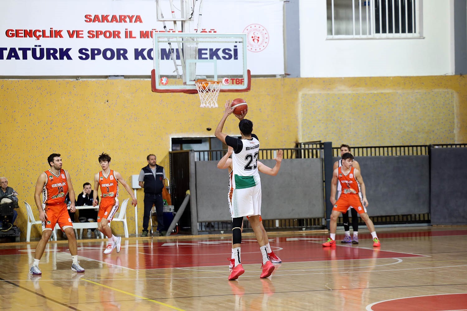 Sakarya Büyükşehir Basket takımı Konya’ya konuk oluyor