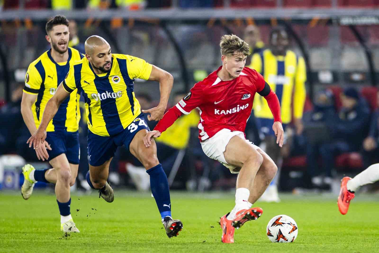 UEFA Avrupa Ligi: AZ Alkmaar: 0 - Fenerbahçe: 0 (İlk yarı)