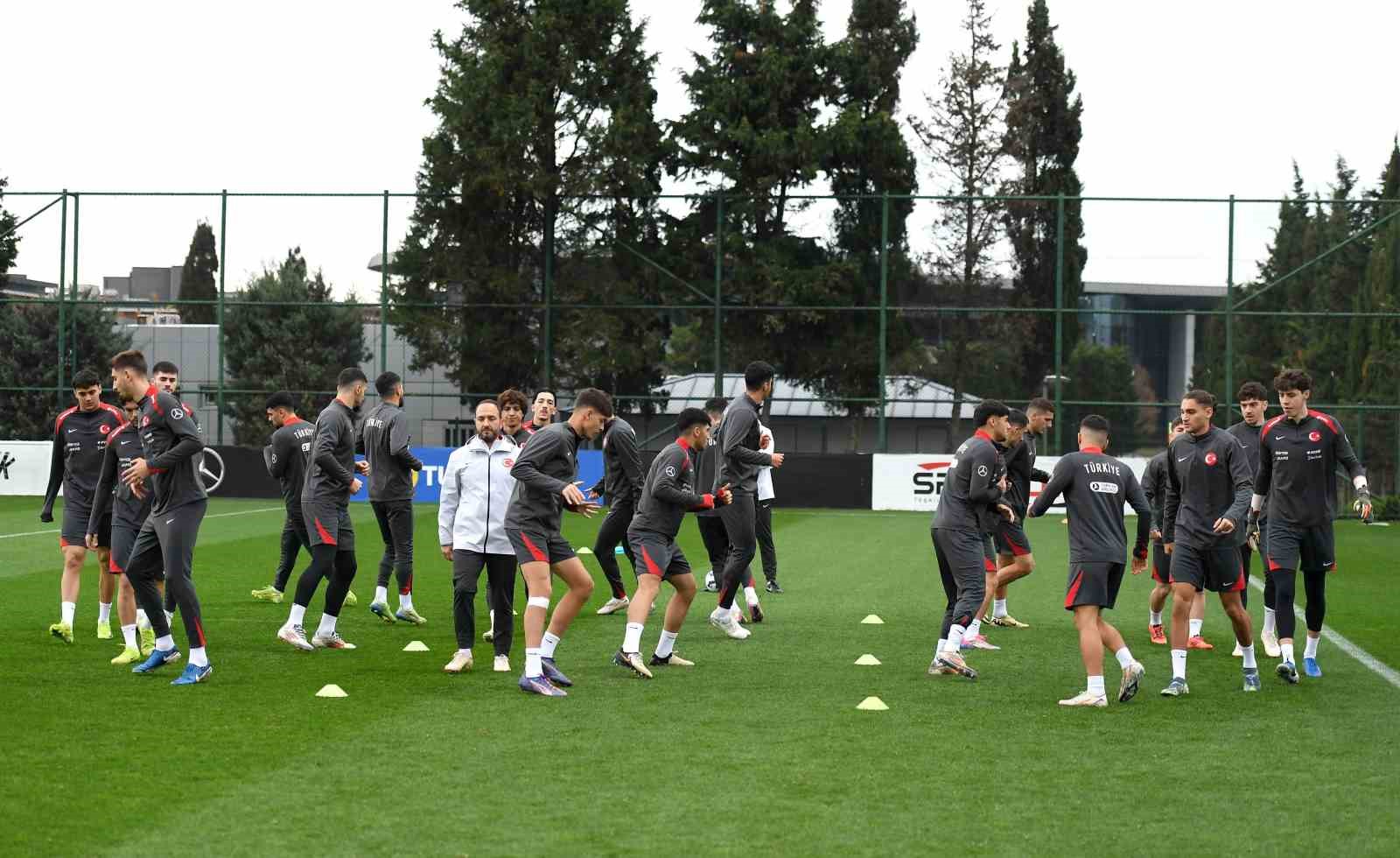 Ümit Milli Futbol Takımı, Sırbistan maçı hazırlıklarını tamamladı