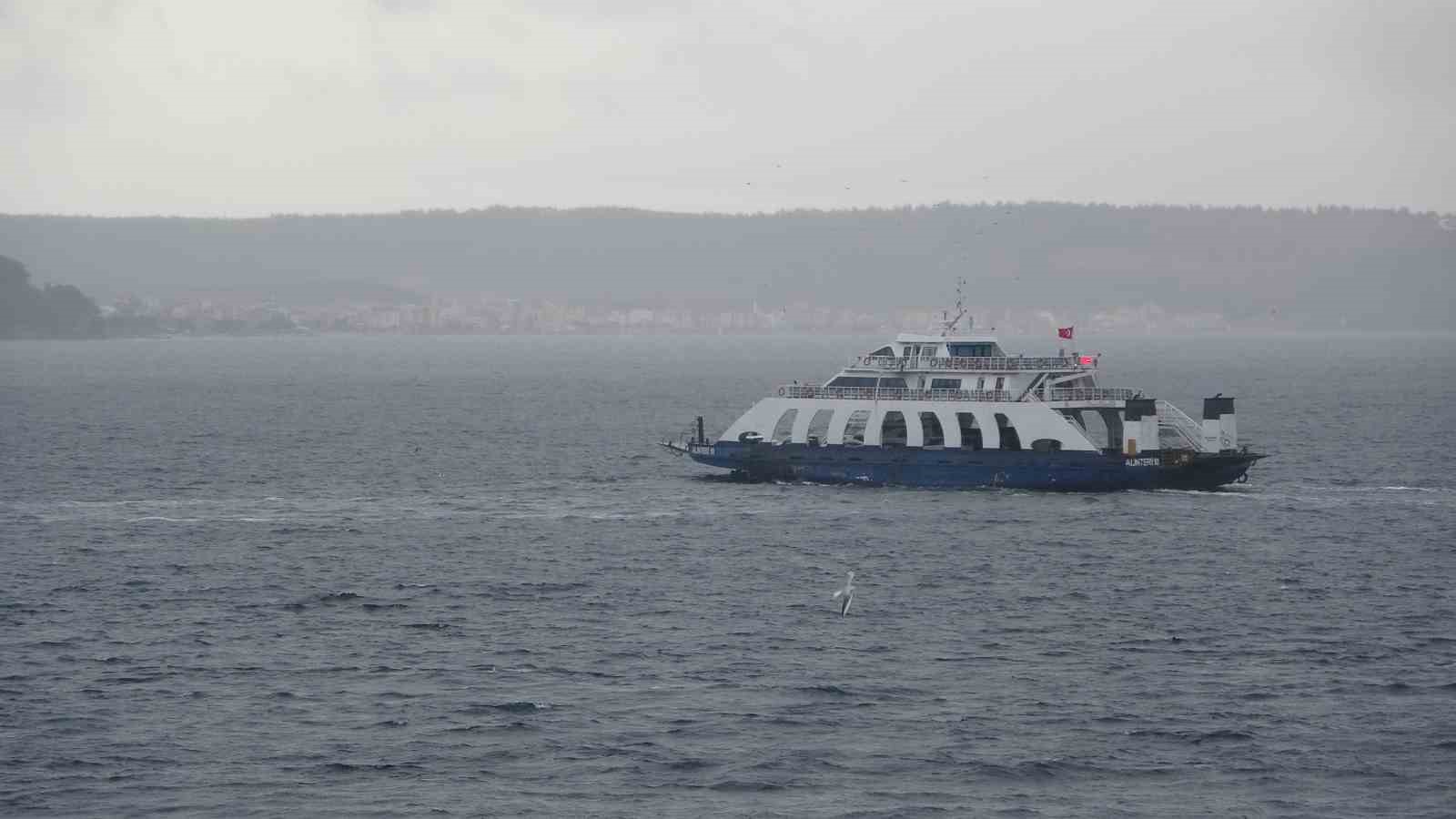 Bozcaada ve Gökçeada’ya bugünkü tüm feribot seferleri iptal edildi