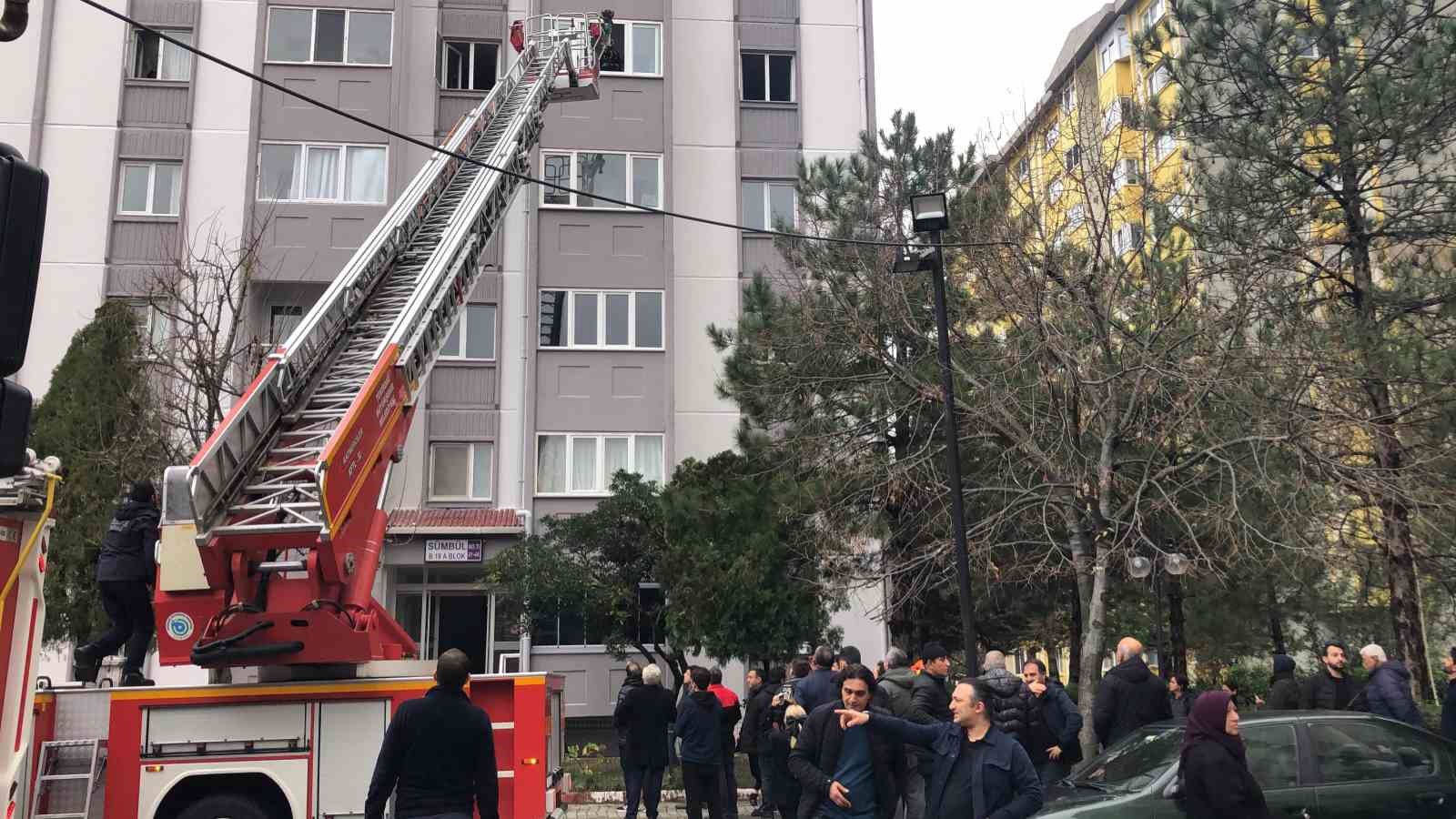 Çorlu’da yangın faciası: 1 ağır yaralı, 4 kişi dumandan etkilendi