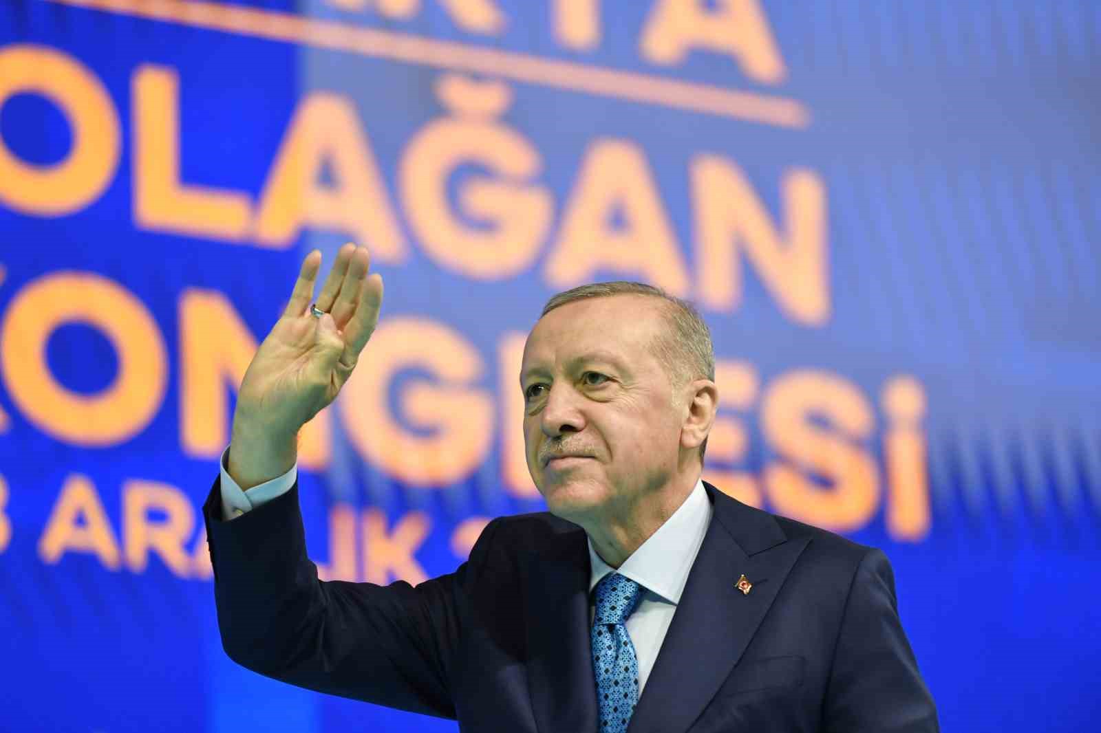 Cumhurbaşkanı Erdoğan, “Esad pılını pırtısını toplayıp bir gecede kaçmak zorunda kaldı”