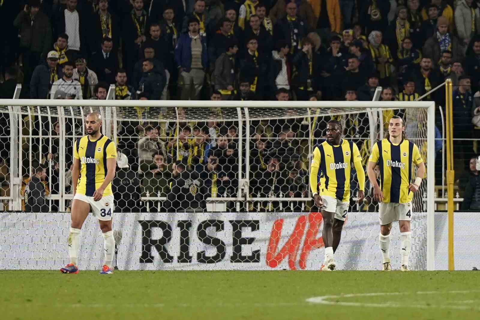 Fenerbahçe yine kalesini gole kapatamadı