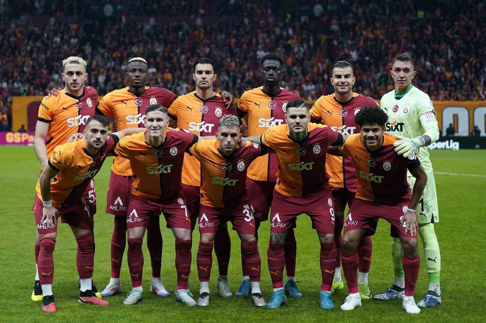 Galatasaray ligin ilk yarısına lider girdi