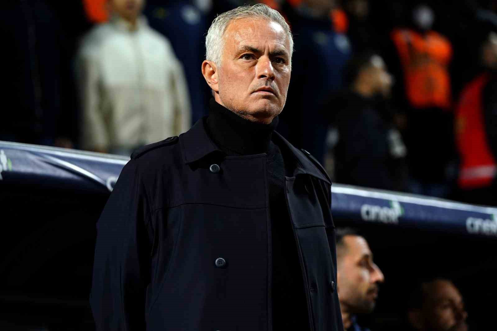 Jose Mourinho’dan Eyüpspor maçında 4 değişiklik