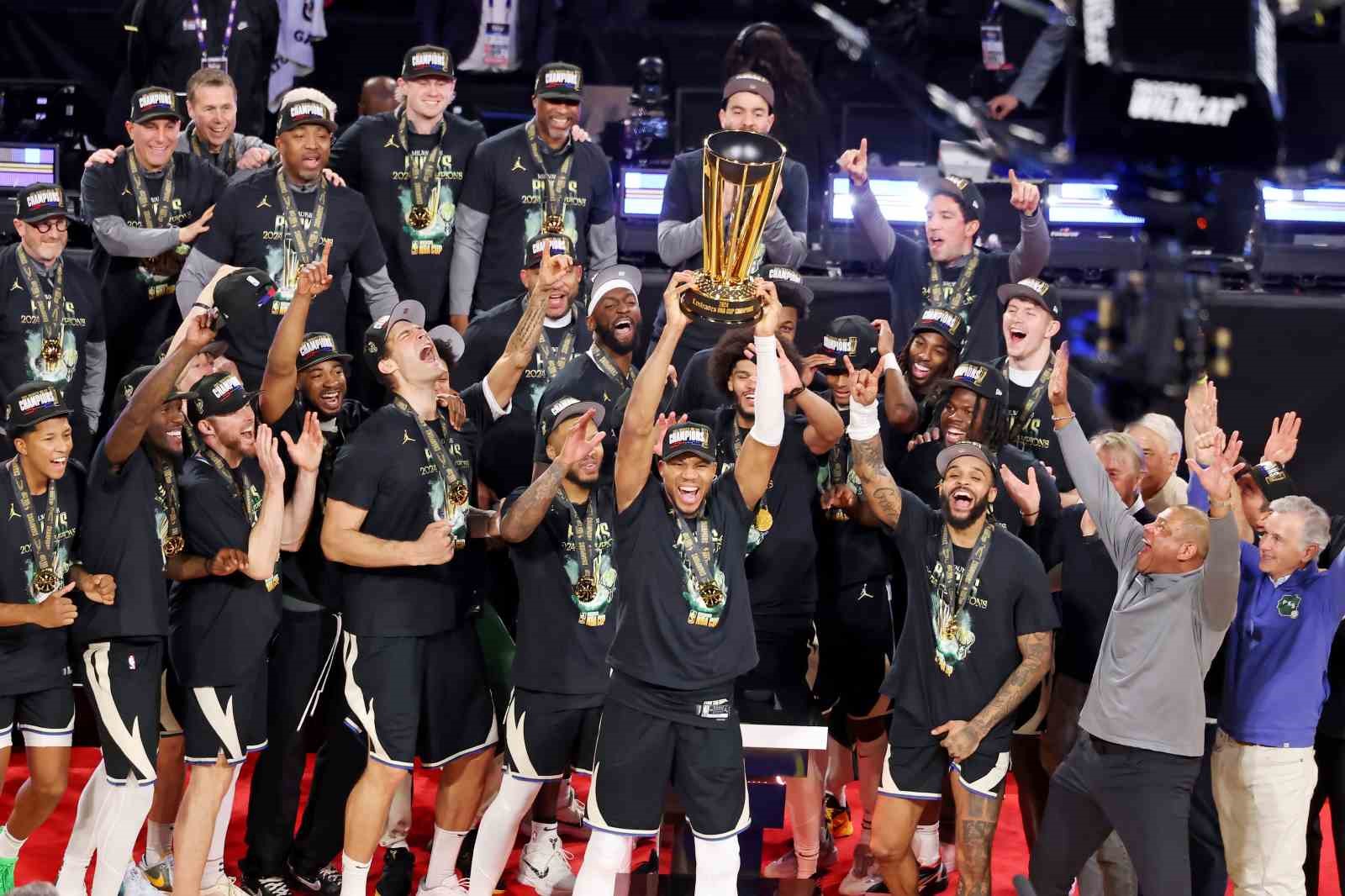 NBA Kupası’nın sahibi Milwaukee Bucks oldu