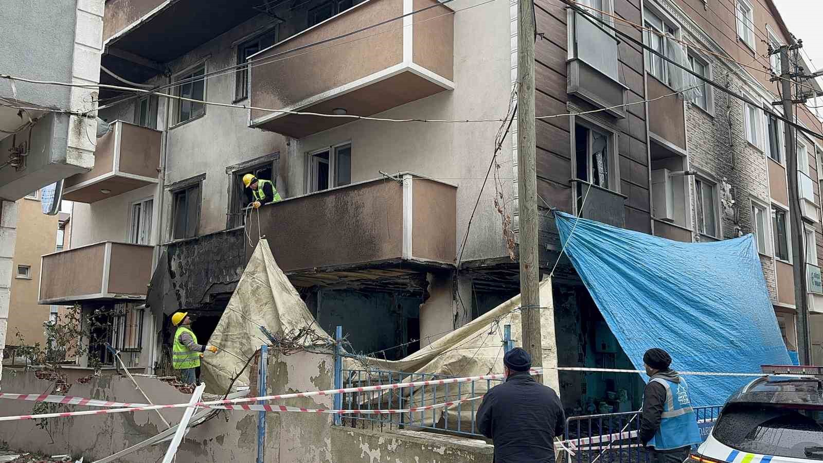 Patlamanın meydana geldiği binada hasarın şiddeti ortaya çıktı