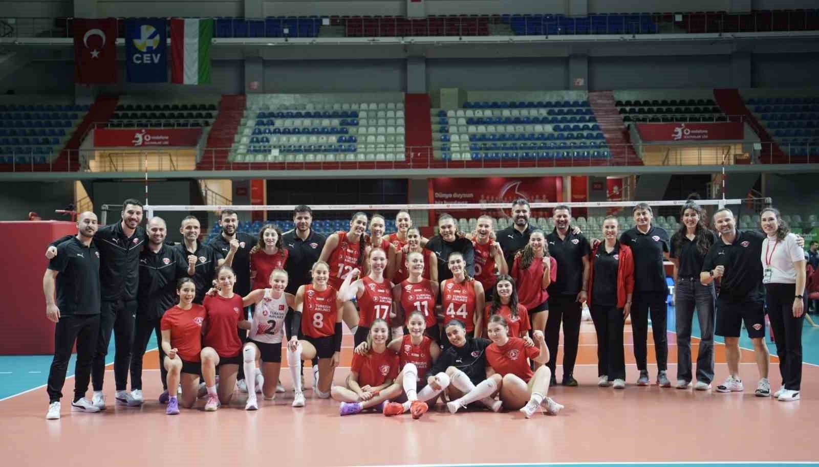 THY Kadın Voleybol Takımı, CEV Kupası’nda play-off turuna yükseldi